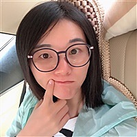 Carrie燕