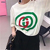 宝贝爱妈妈