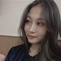 小亿依依