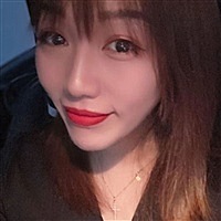 阳光下那一抹微笑明媚如花