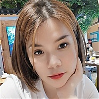 笑笑的