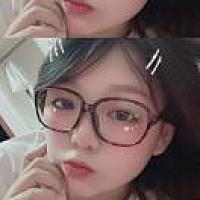 草莓味的小熊熊