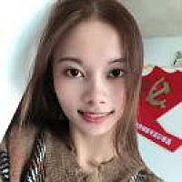 花吃了这女孩